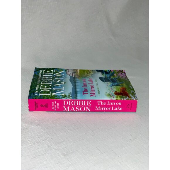 The Inn On Mirror Lake By Debbie Mason Paperback Book - Picture 2 of 4
